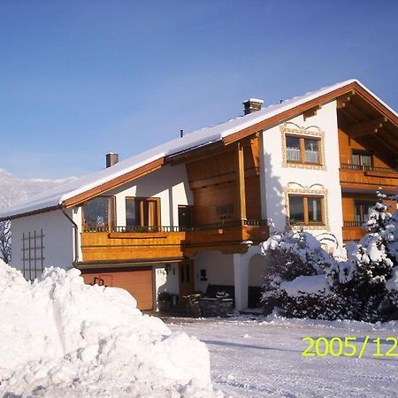 Bed and Breakfast Haus Hager Schlitters Exteriér fotografie