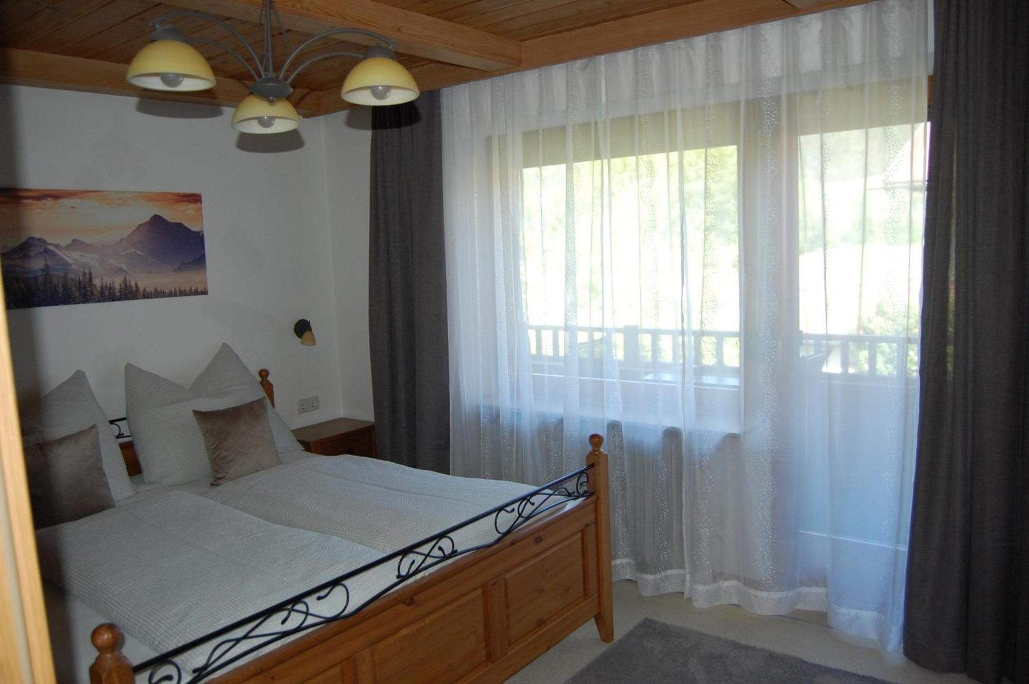 Bed and Breakfast Haus Hager Schlitters Exteriér fotografie